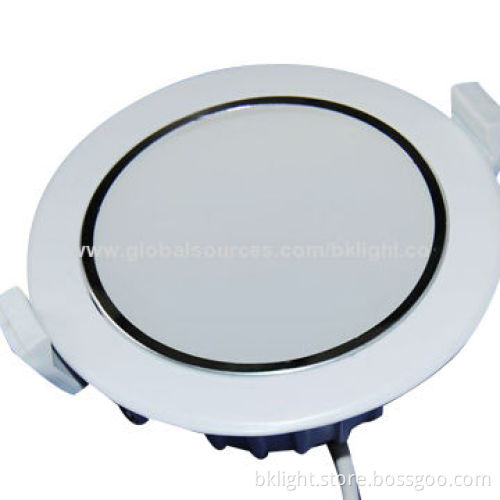 LED Downlight with 30,000 Hours Lifespan, >70Ra CRI